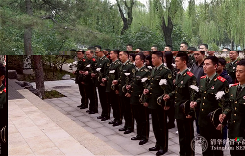 武警官兵與支部同學默哀緻敬并獻花_meitu_8.jpg