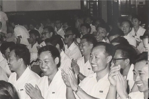 第一屆幹研班學生畢業.jpg
