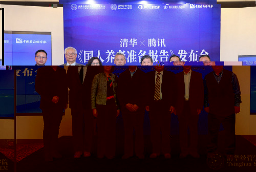 1541573987510018109.jpg 合影_meitu_1.jpg